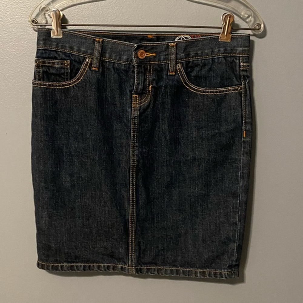 3/$20 Gap jean skirt size 2